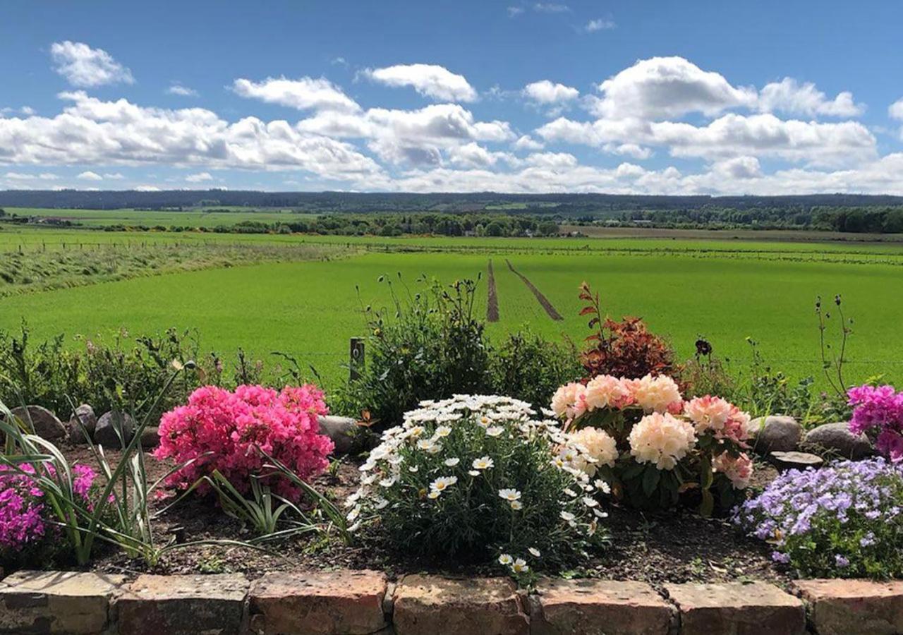 The Tower, Moray Firth Holiday Home Kinloss المظهر الخارجي الصورة